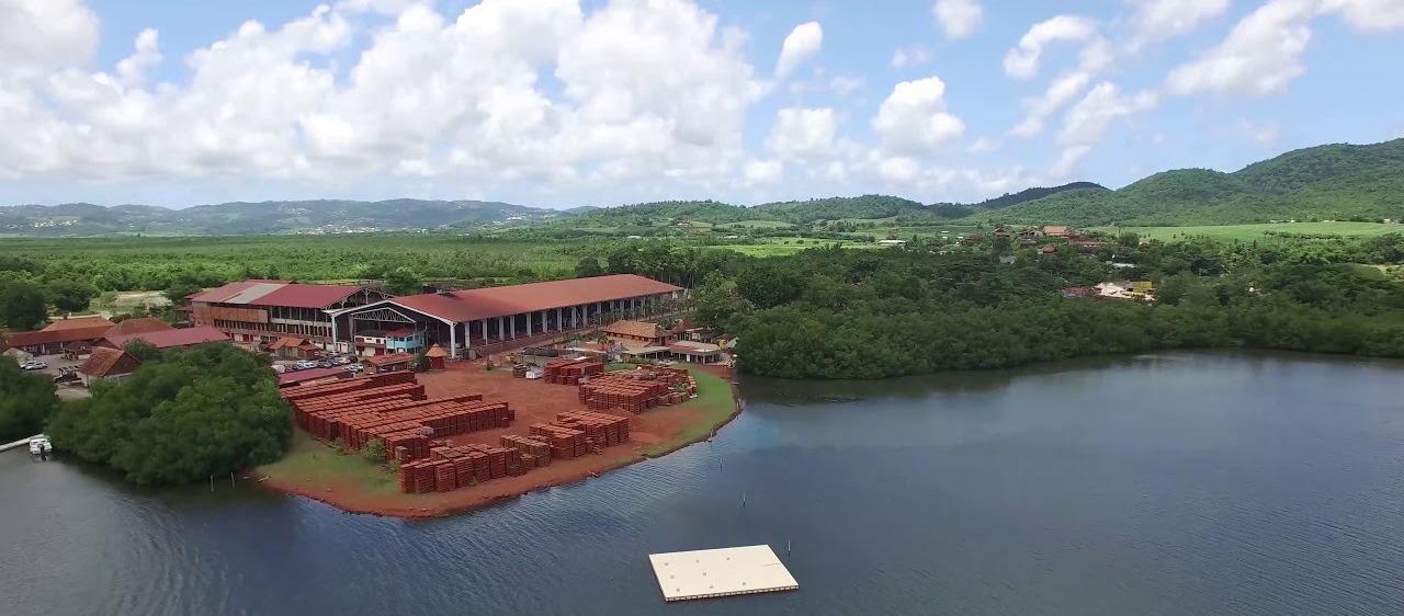 Les commerces du village de la poterie